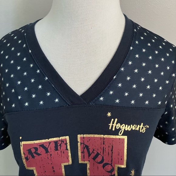 Wizarding World Harry Potter L Large Short Sleeve Shirt Gryffindor Hogwarts - Picture 4 of 14